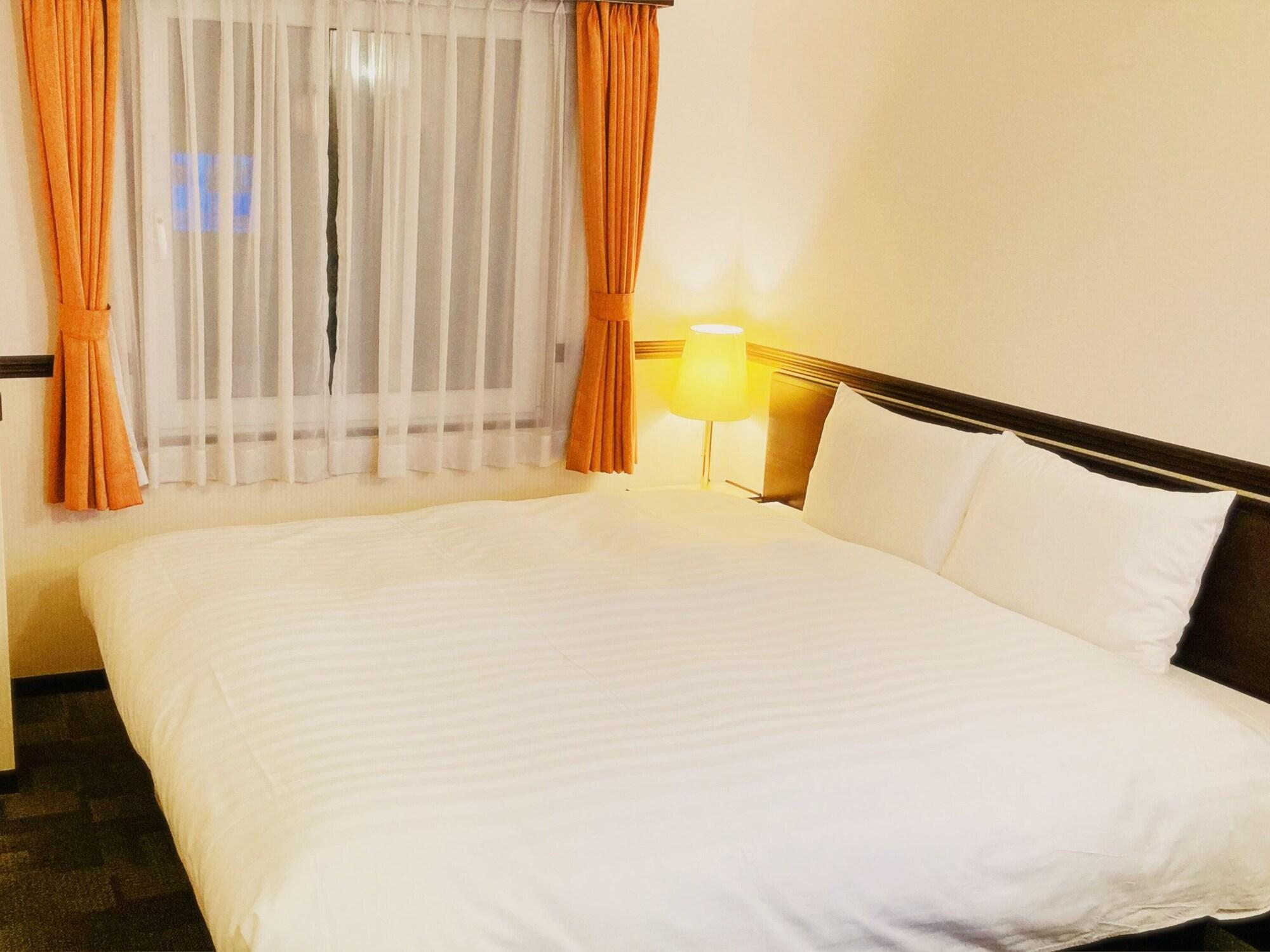 Toyoko Inn Shin-Osaka-Eki Higashi-Guchi Esterno foto