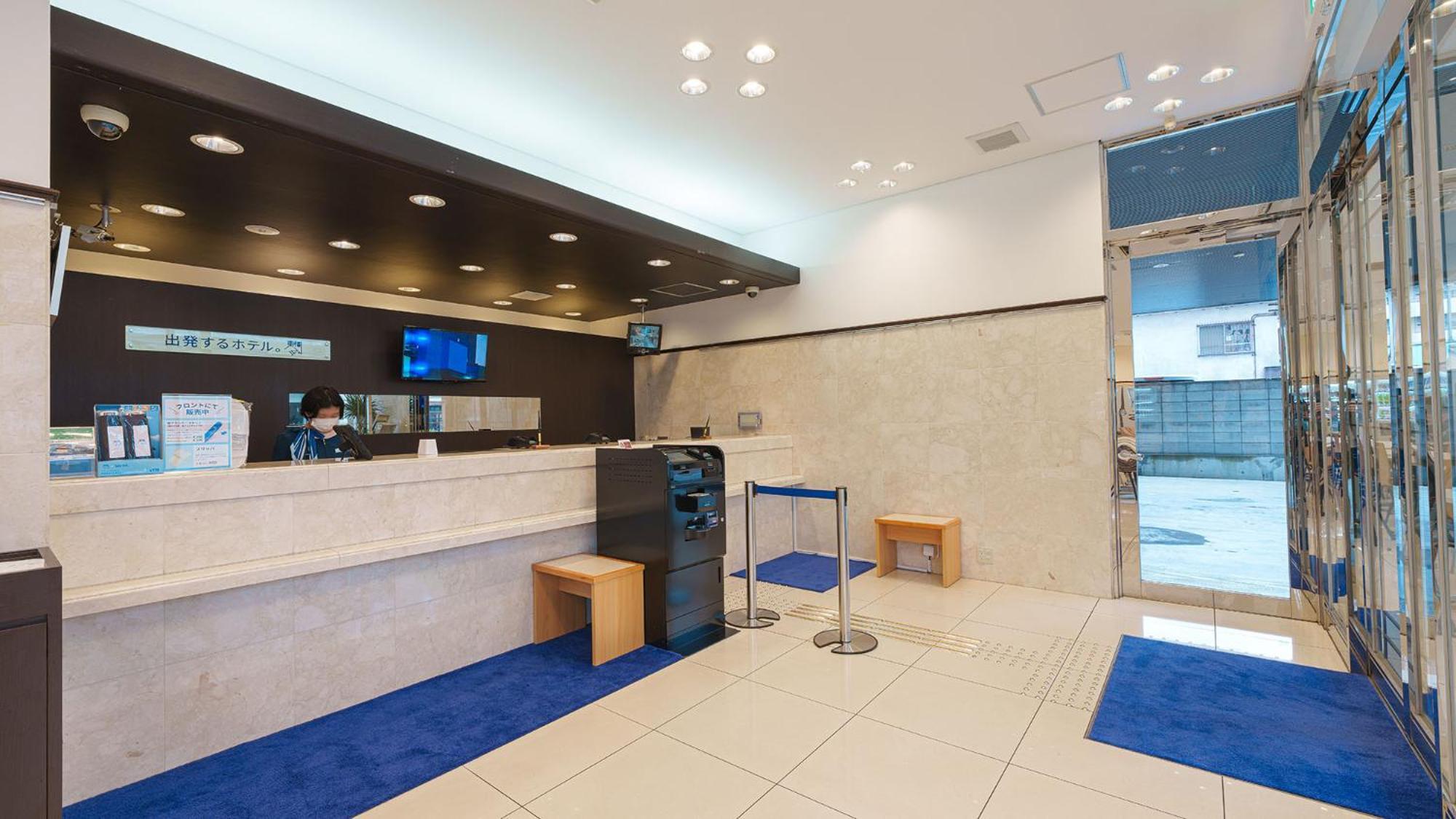 Toyoko Inn Shin-Osaka-Eki Higashi-Guchi Esterno foto