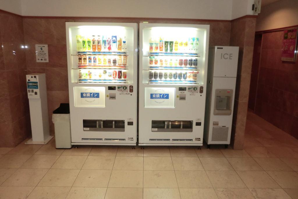 Toyoko Inn Shin-Osaka-Eki Higashi-Guchi Esterno foto